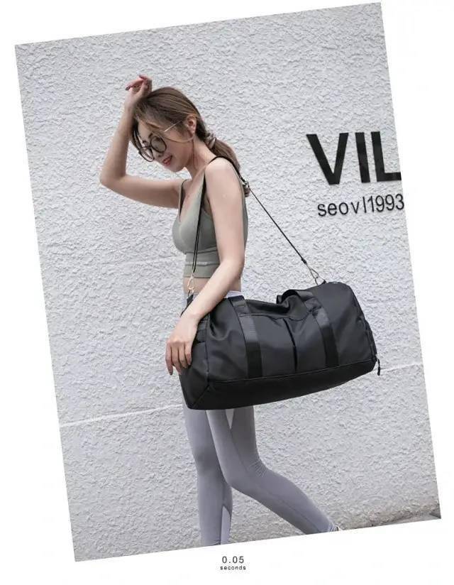 特能装的运动包