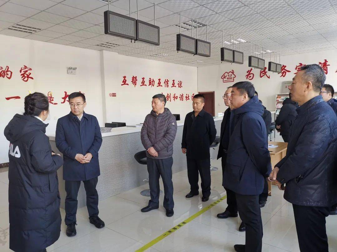 绿园区委书记张洪彬实地踏查雨雪冰冻天气后生产生活恢复情况