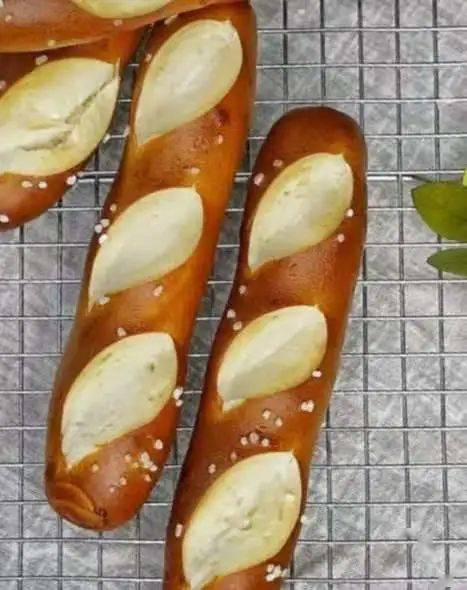 刚刚上新了!_面包