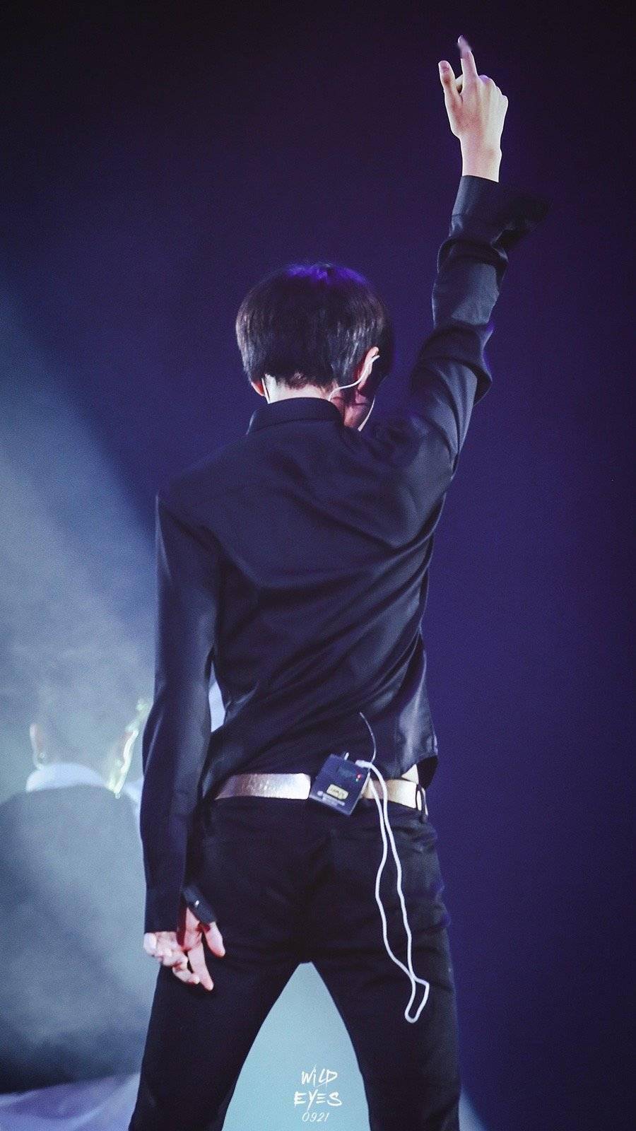 王俊凯帅气背影图片合集,安全感十足的心动背影