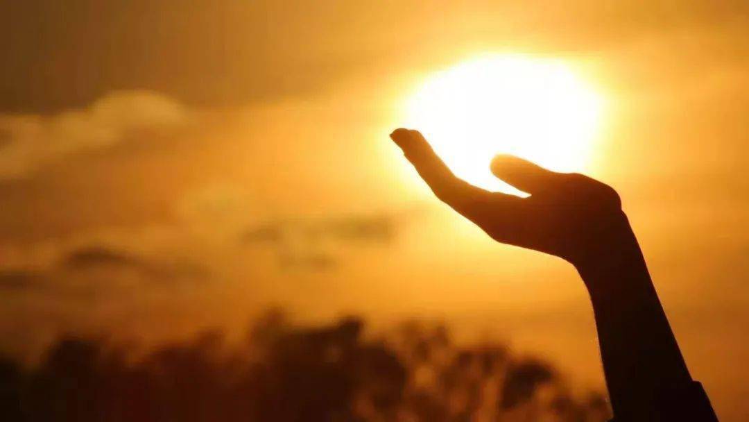 心灵驿站展露笑容拥抱幸福