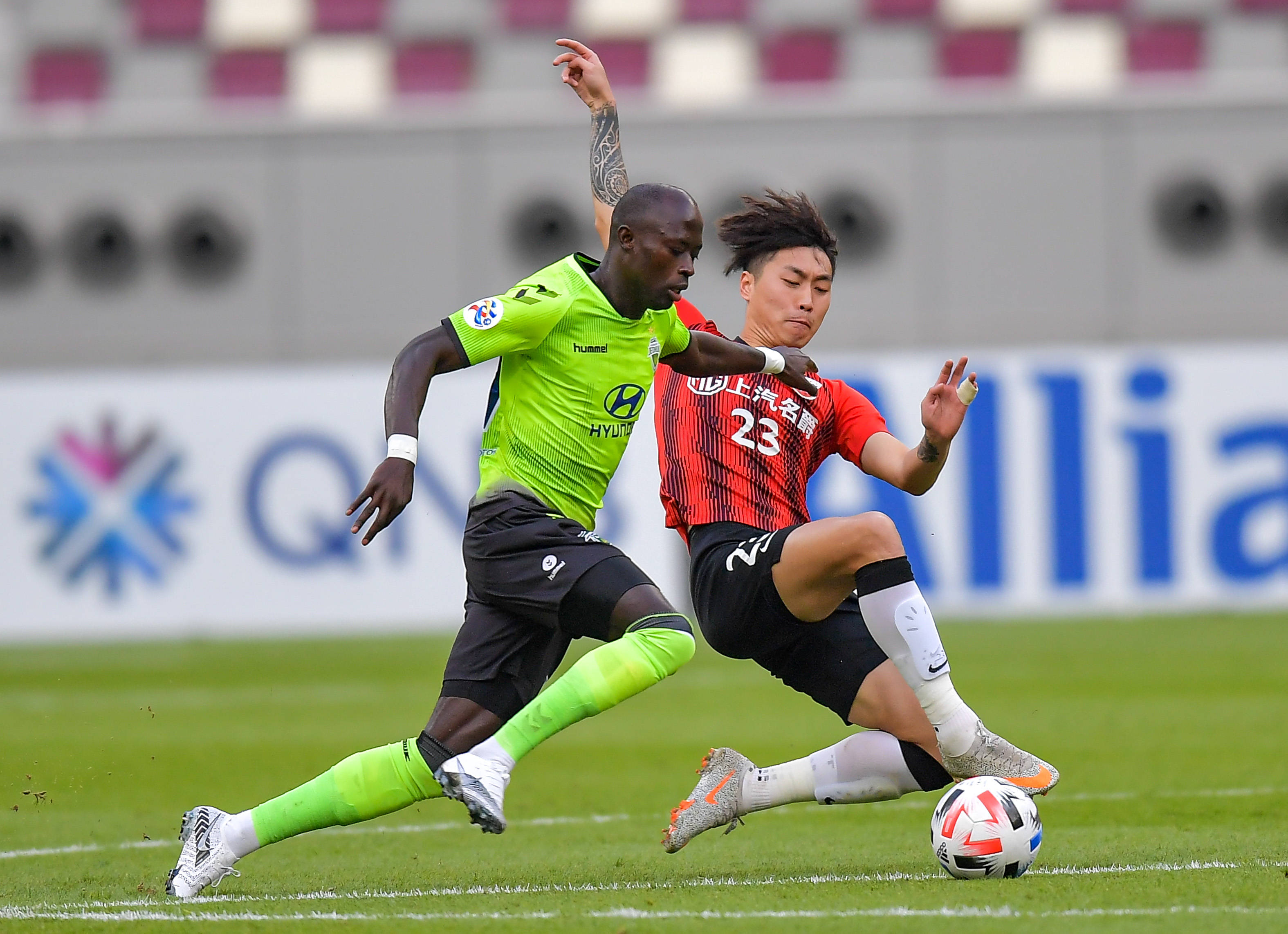 足球——亚冠:上海上港胜全北现代