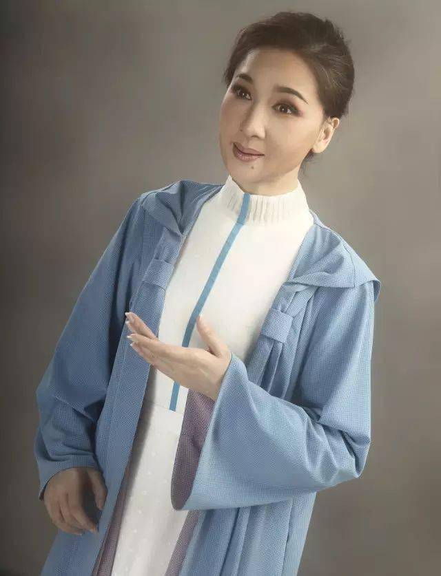 筱燕秋戏中嫦娥正是因为这些人物性格丰满的角色才有了这一版广受好评