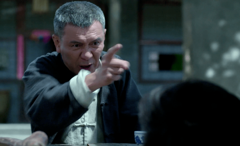 于浮生 饰 杜善人元茂屯大地主,城府深,老谋深算,行为诡秘,表面温文