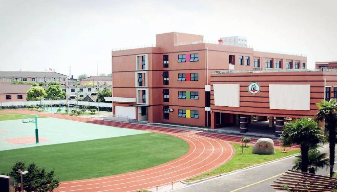 凝聚团队智慧助力教师新成长塘外小学语文学科卓越团队教学展示活动