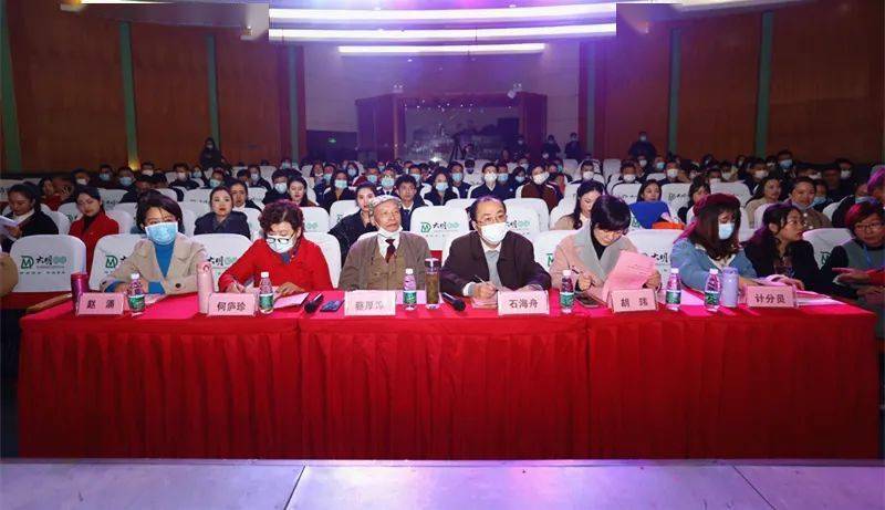 获得,彭泽县卫生健康委员会吴东霞所讲《选择泥泞68做乡亲们的女儿