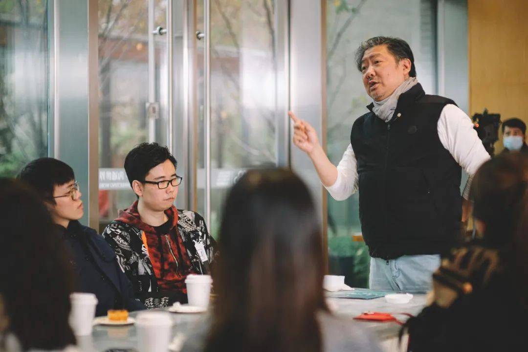 喝喝咖啡一起座谈,聊聊困惑和未来_余隆