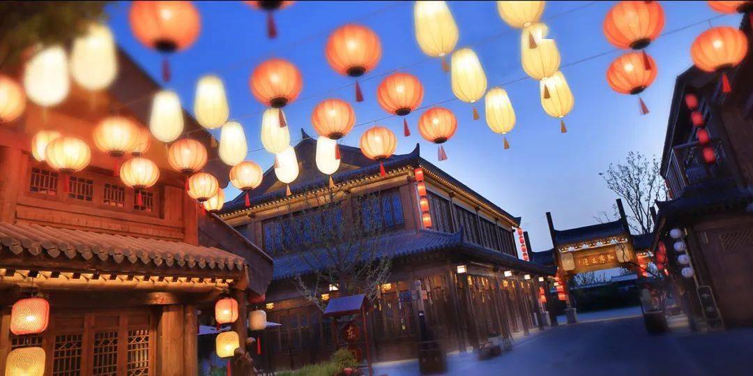 千年溱洧文化一朝风华盛启绿地61溱水小镇东门坊