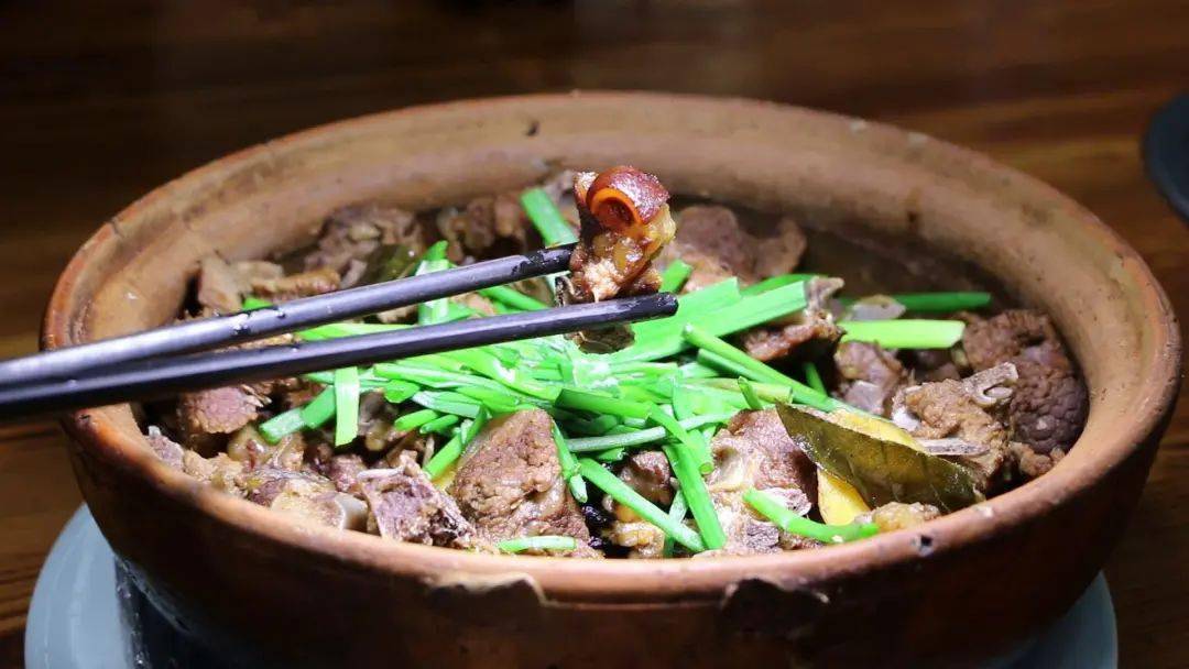 怀集美味石山羊快来品尝一下