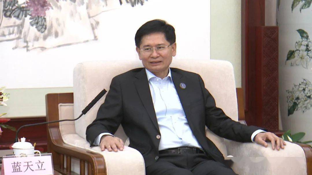 蓝天立会见中国能建集团总经理孙洪水