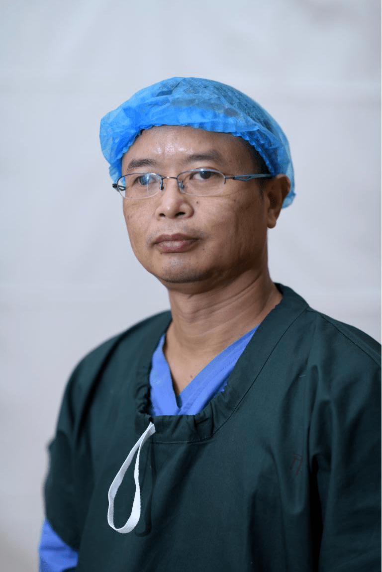 广州市第一人民医院九三学社社员陈劲龙黄迪获抗疫先进表彰