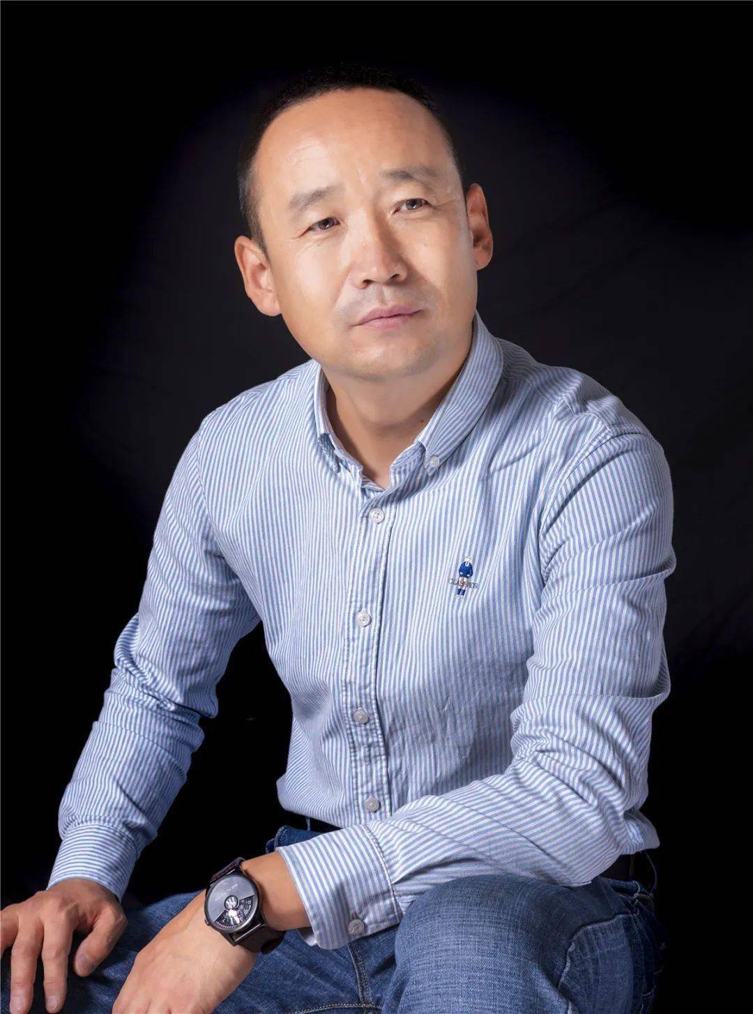 专访中国优秀摄影师巴图巴根用镜头记录家乡的风土人情