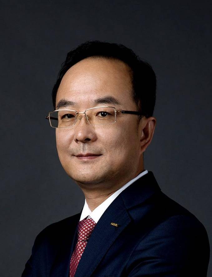 吉利控股新ceo为何不是安聪慧?预示着什么?_李东辉