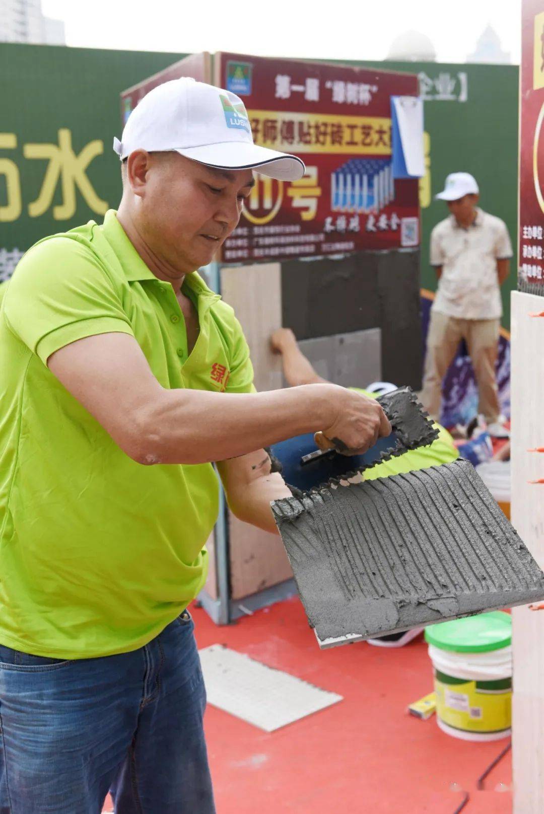 注意:没证不能接活!信宜农村泥水佬要持证上岗了