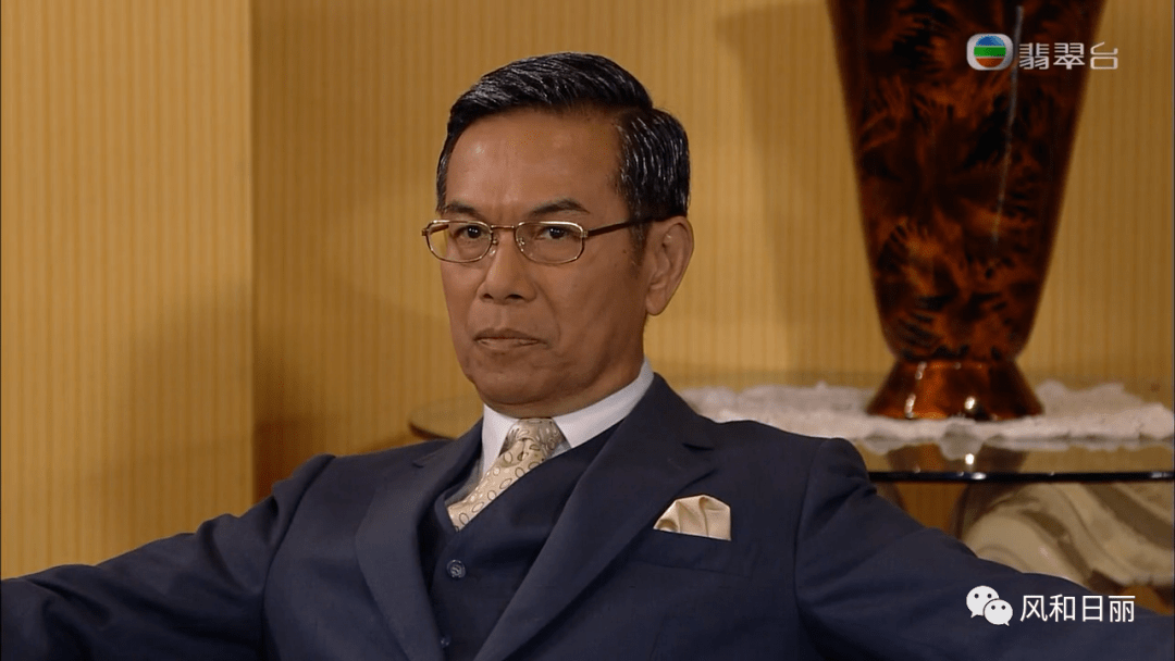 《珠光宝气》:适应各种不好惹的领导,也是给上班攒福气 67_贺峰