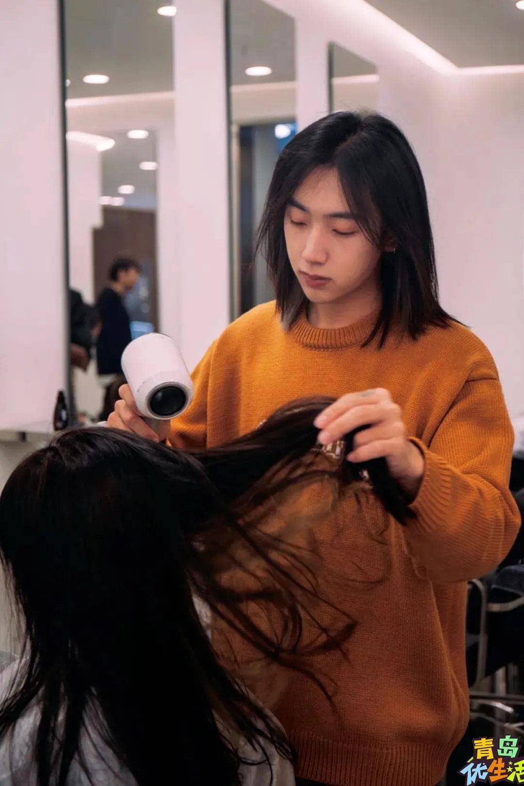 有福利让岛城美发标杆domyhair高薪聘来的发型师也太绝了叭