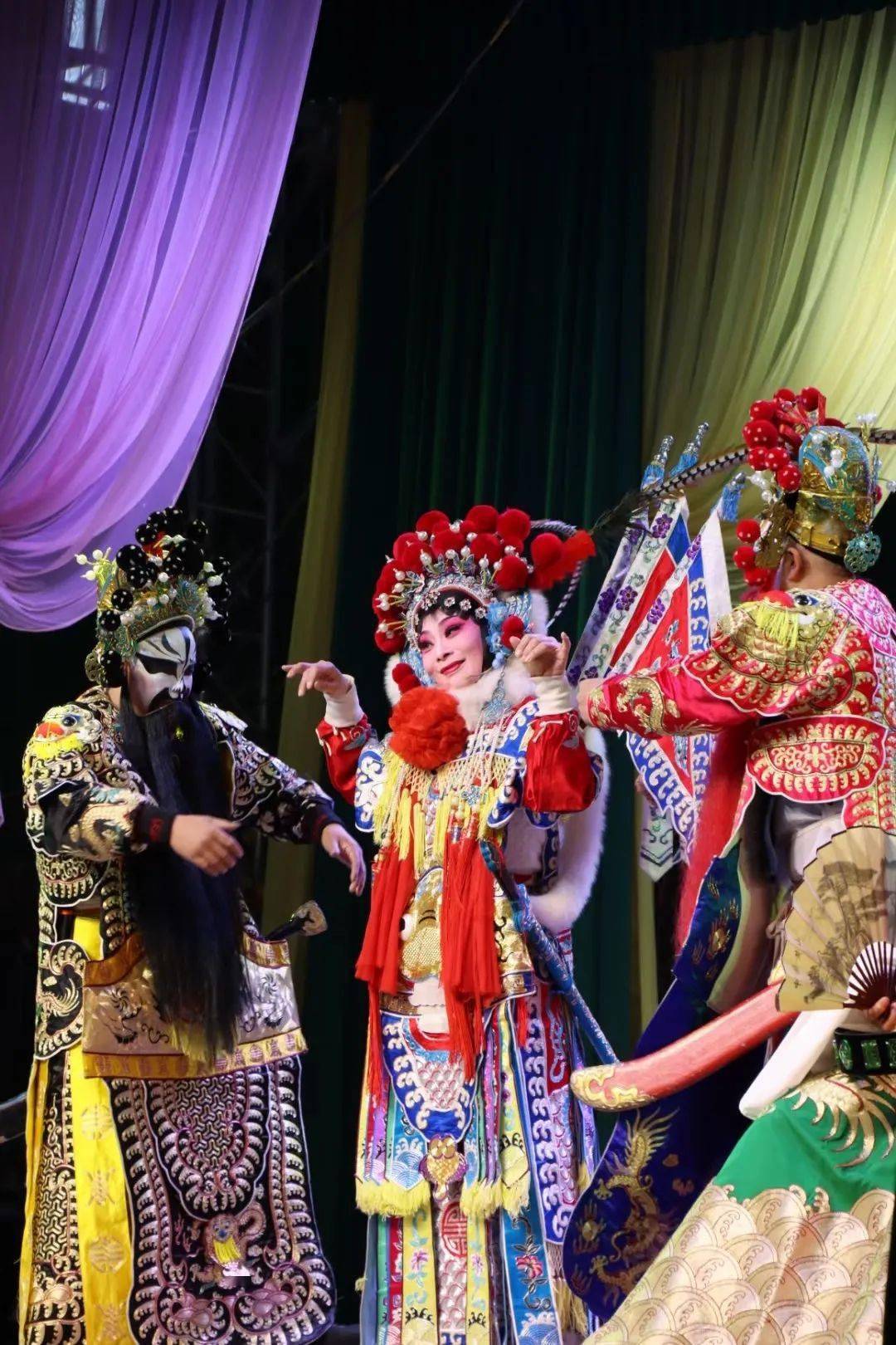 缙云县七弟婺剧团温州五天五夜之行圆满结束