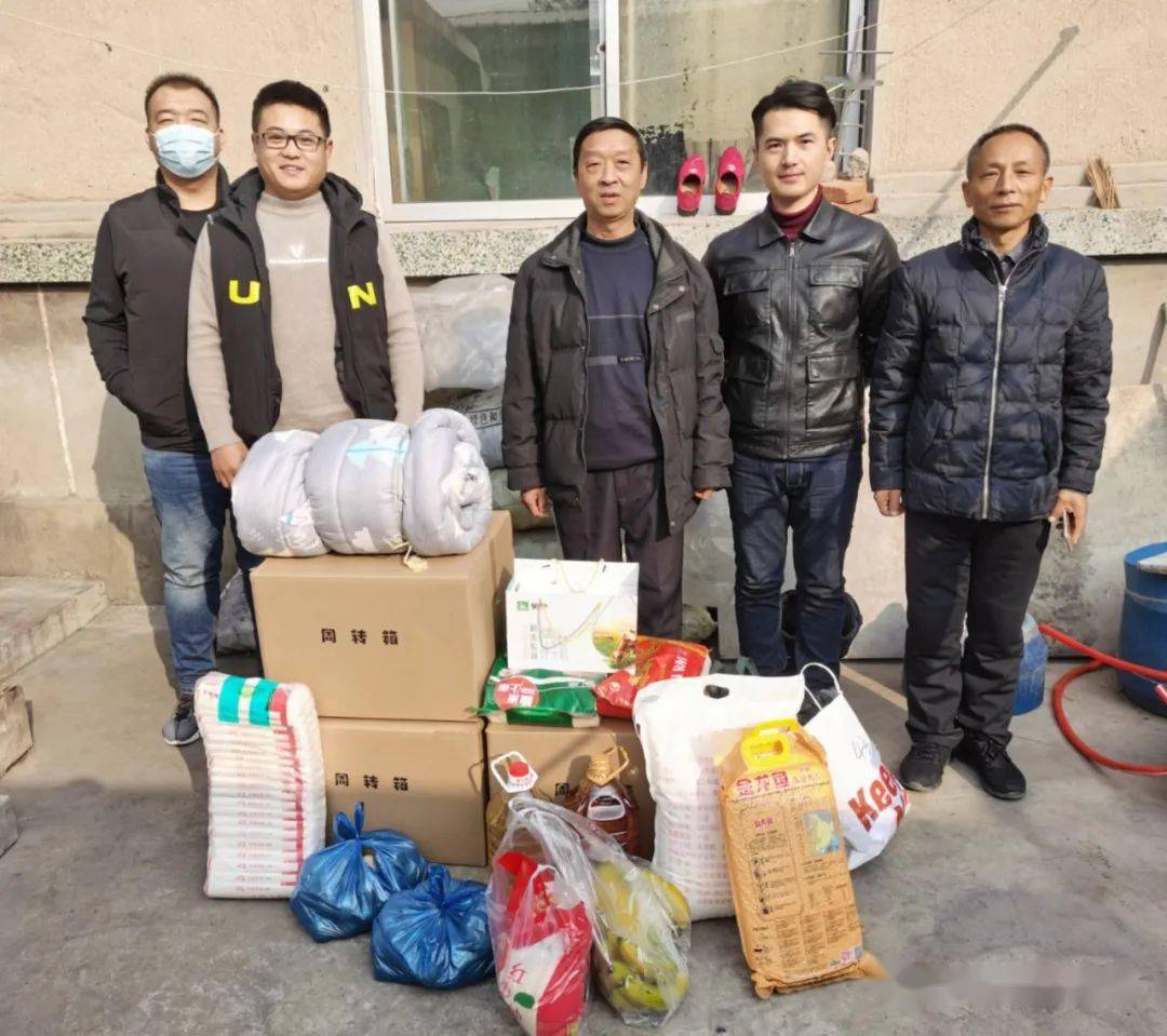 再次感谢协会热心朋友张明辉,刘延安,刘含龙,齐立保,郑善康,一位不愿