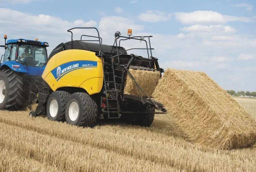 30000台纽荷兰大方捆打捆机再创全新里程碑