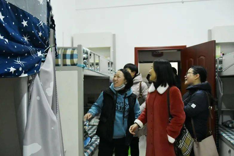 校际交流两校携手共谋发展毕节东辰实验学校与毕节市实验学校校际交流
