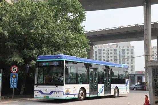 乘心乘意我与济南快速公交的故事brt2号线