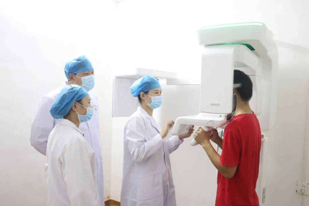 医讯新蔡同安医院口腔科顺利完成一例舌下腺囊肿摘除术舌下腺切除术