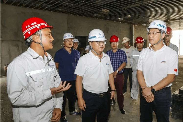 三沙市副市长陈儒茂前往三沙市永兴岛文体馆项目调研建设情况