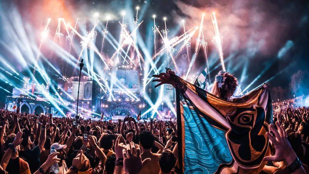 定好闹钟tomorrowland跨年电音节或成未发行id展览