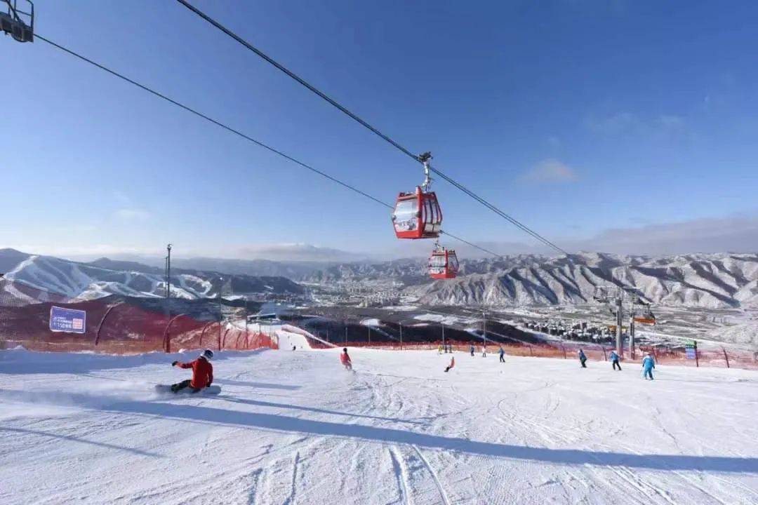 高唐国际营地滑雪场图片