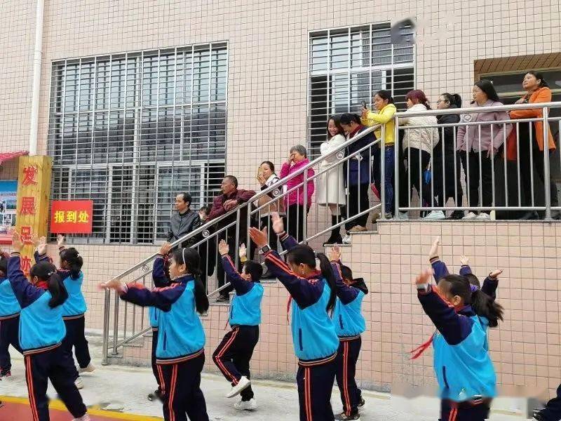 家校同携手共筑成长梦永春乌石学校举行校园开放日活动