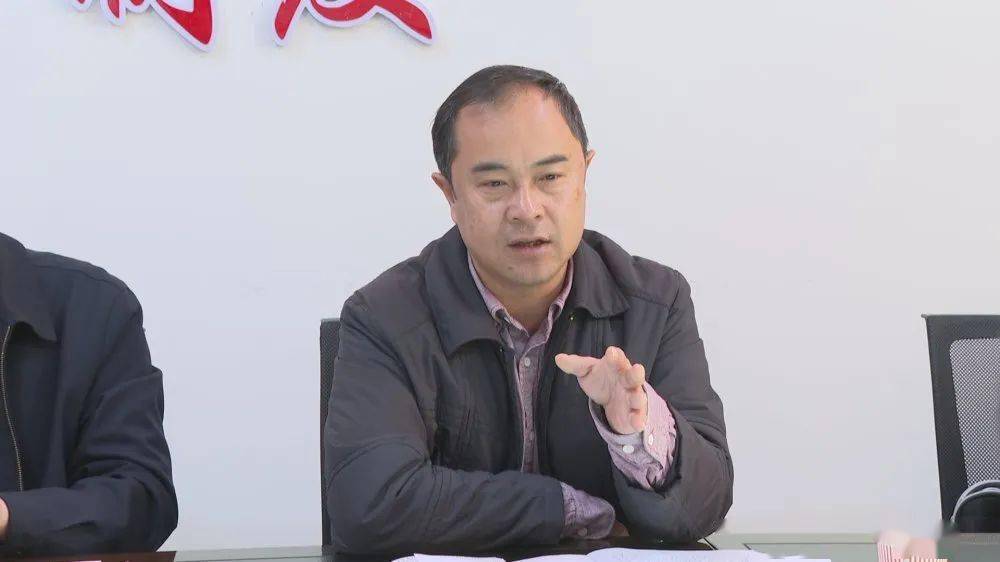 吴渔琛调研指导村级组织换届选举工作