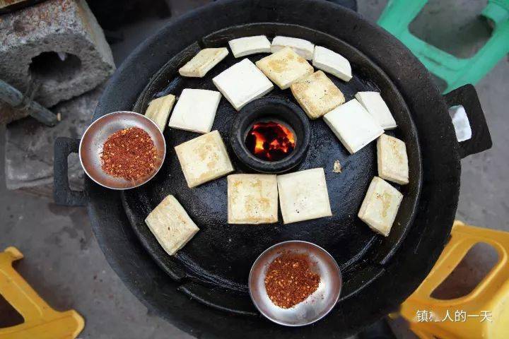 镇雄的一天,回家吃臭豆腐了._手机搜狐网