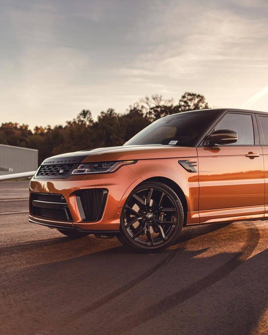 range rover sport svr