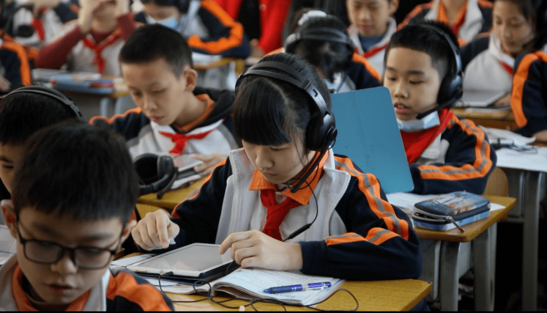 大朗巷头小学创e教育培养未来社会创e人