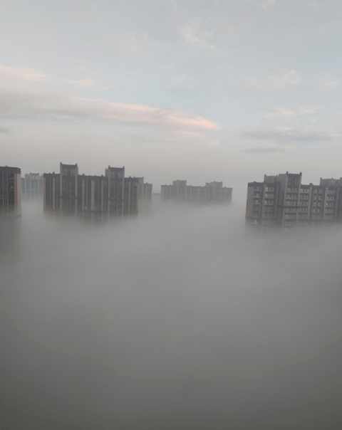 雾蒙蒙天气图片图片