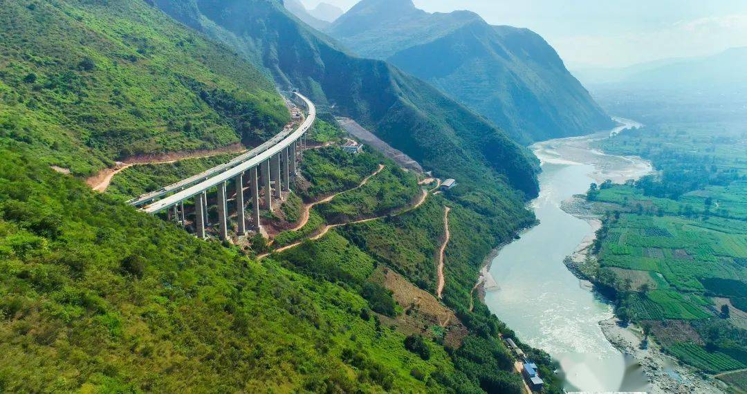 保山一路美景保泸高速美图鉴赏