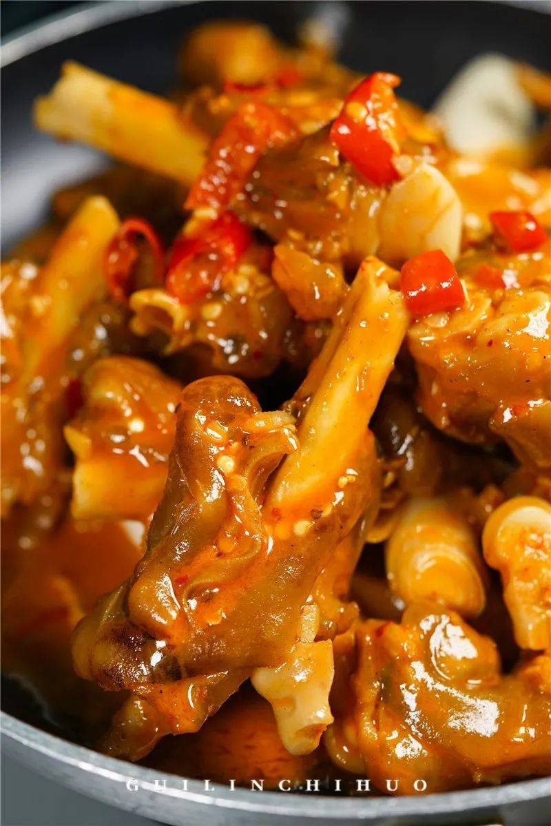 一锅鲜香麻辣【羊蝎子】火锅,人均30 开吃!