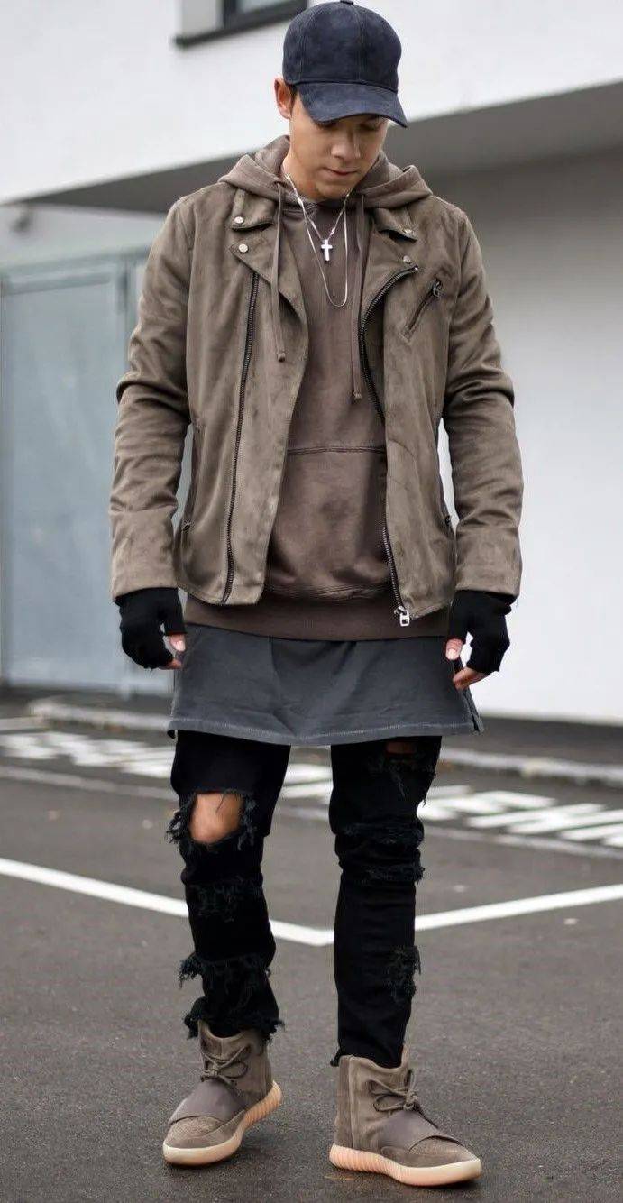 哭了yeezy750原型鞋款初次被曝光什么时候回归发售啊
