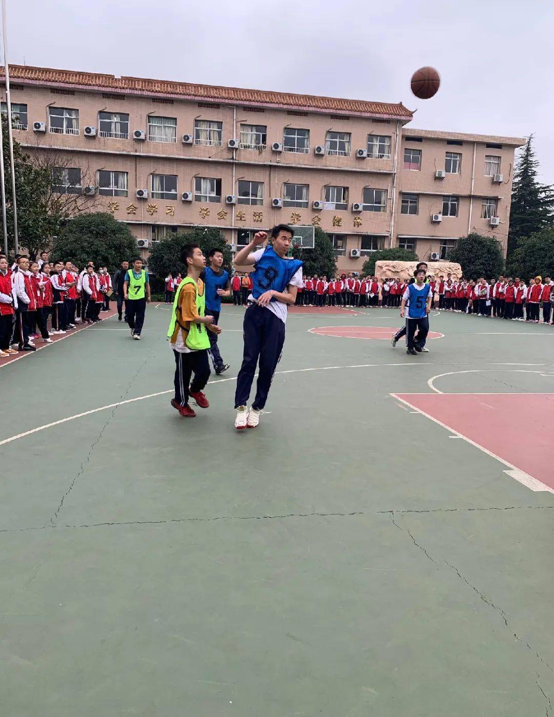 活力校园,迎"篮"而上—记星之源部篮球比赛_手机搜狐网