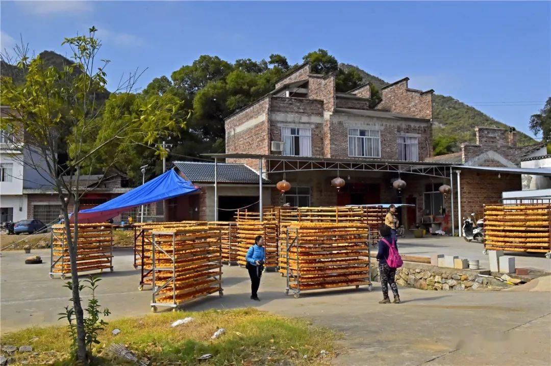 桂林山清水秀的恭城瑶族自治县平安镇邓扒新村