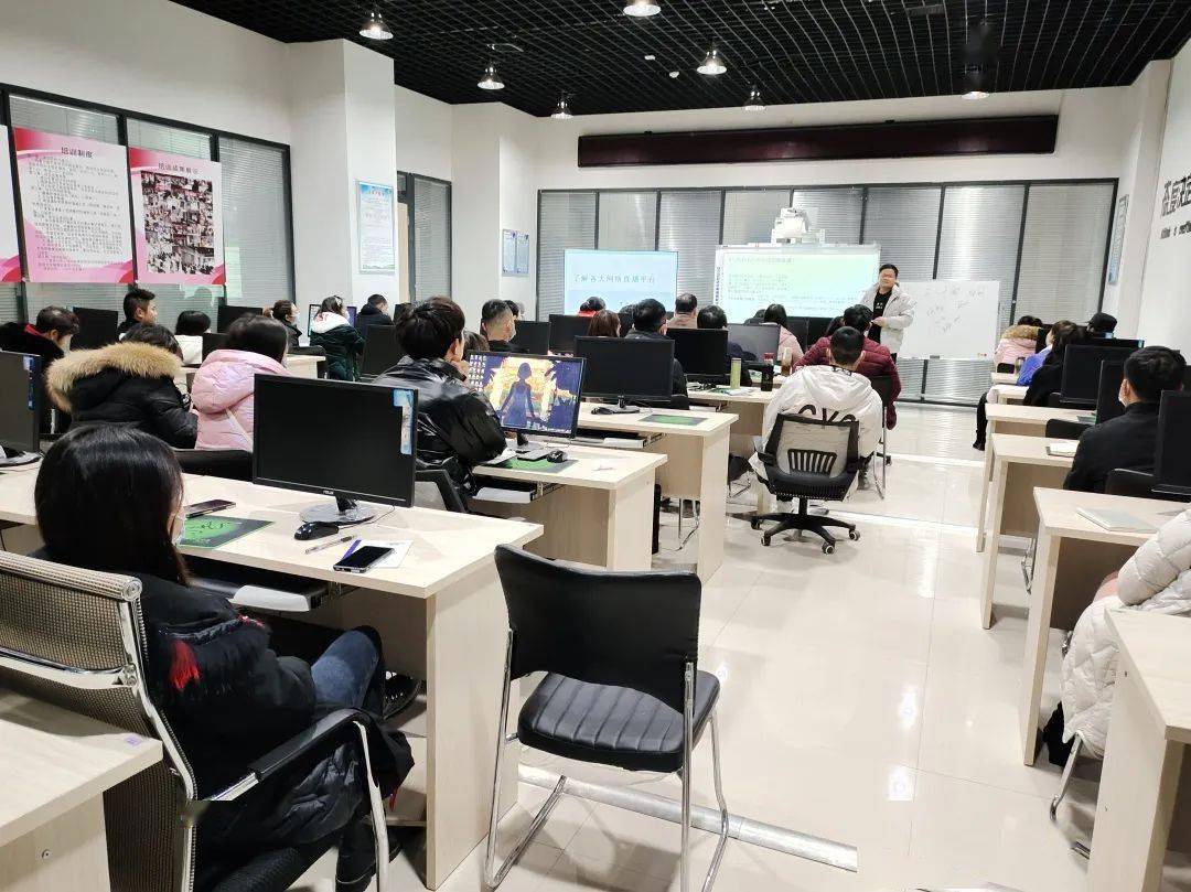 桐梓SEO培训 来自搜狐网