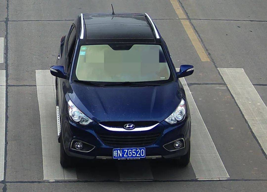 六安这些车辆不礼让行人被曝光……_车牌