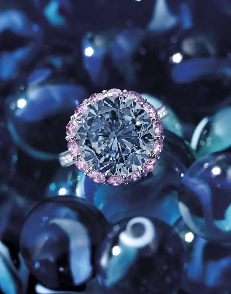 世界最大钻石估价上千亿美元宝石中的世界之最你知道吗