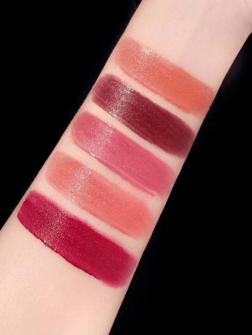 测评|阿玛尼又放大招,限定鎏金红管唇釉好看到让我哭泣!_颜色