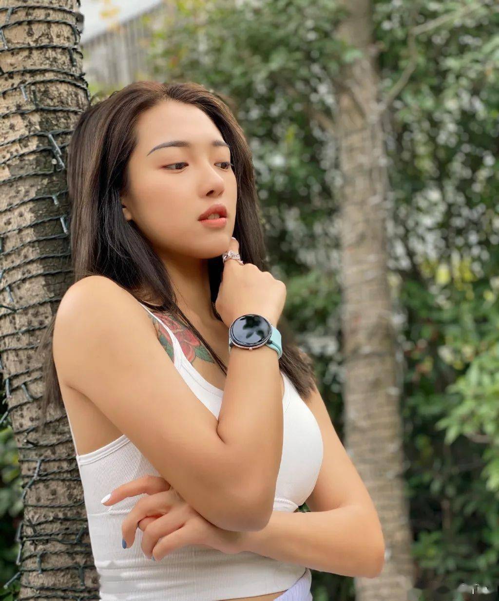 可盐可甜的00后健身花朵这身材可以说是行走的荷尔蒙67