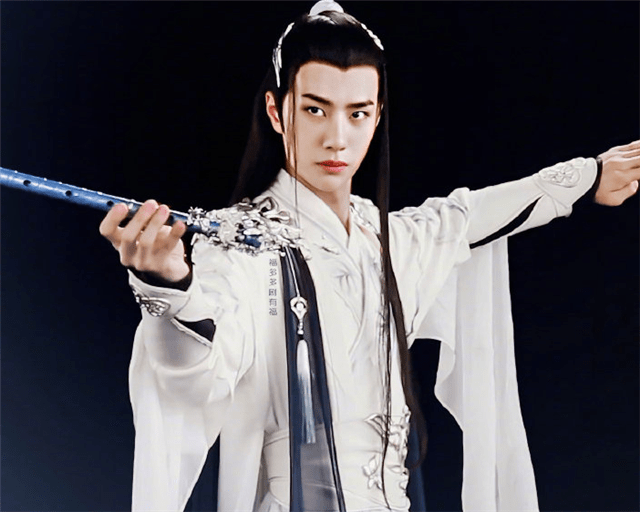 王一博的车可容纳60人主办方征集上车人一个小要求获粉丝夸奖