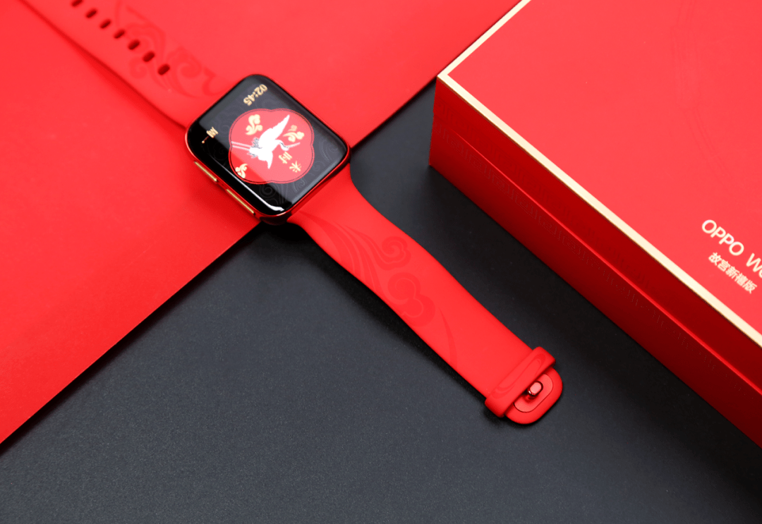 oppo watch 故宫新禧版开箱:新的一年,要红红火火_手表