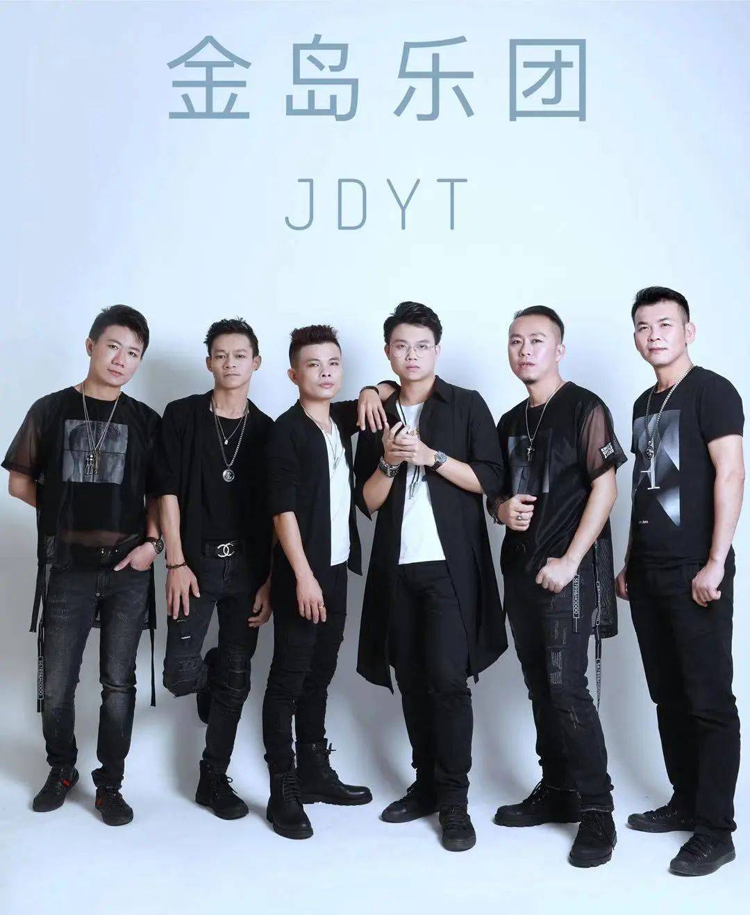 金岛乐团"和"声产者乐团"积极活跃于现场演出,在充满南洋古韵的中山路