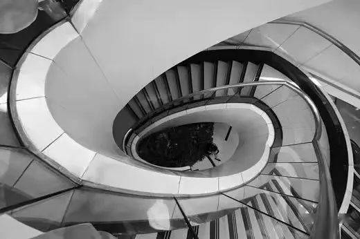 【数媒巴士】线条构图法_直线