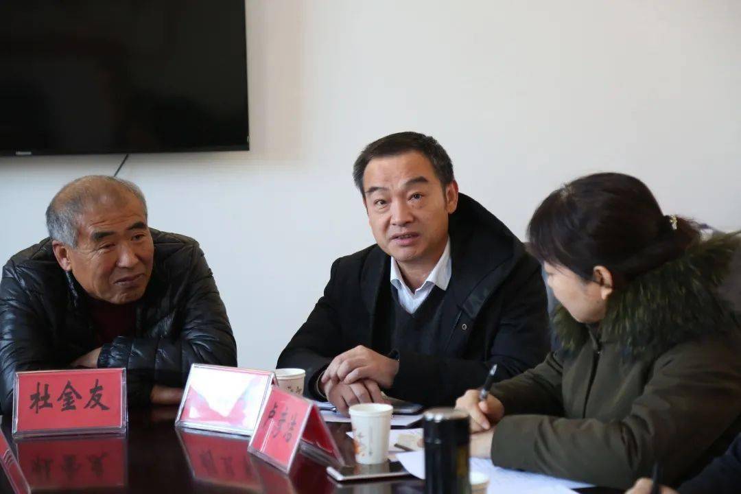 市审计局和怀柔区领导慰问九渡河镇花木村第一书记